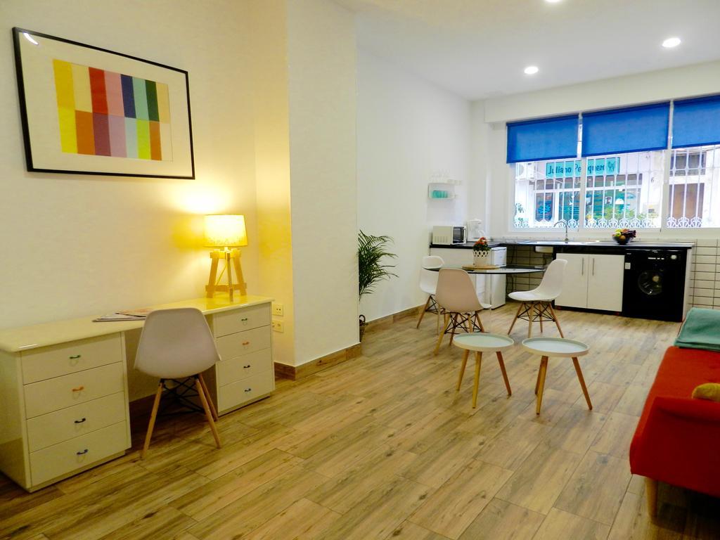 טורמולינוס Apartamentos Carolina מראה חיצוני תמונה